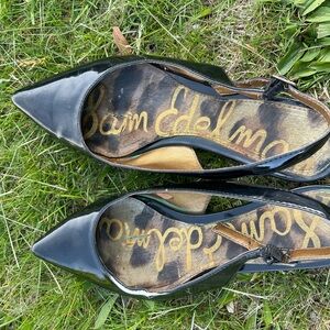Sam Edelman Black Flats Sleek Elegant Design